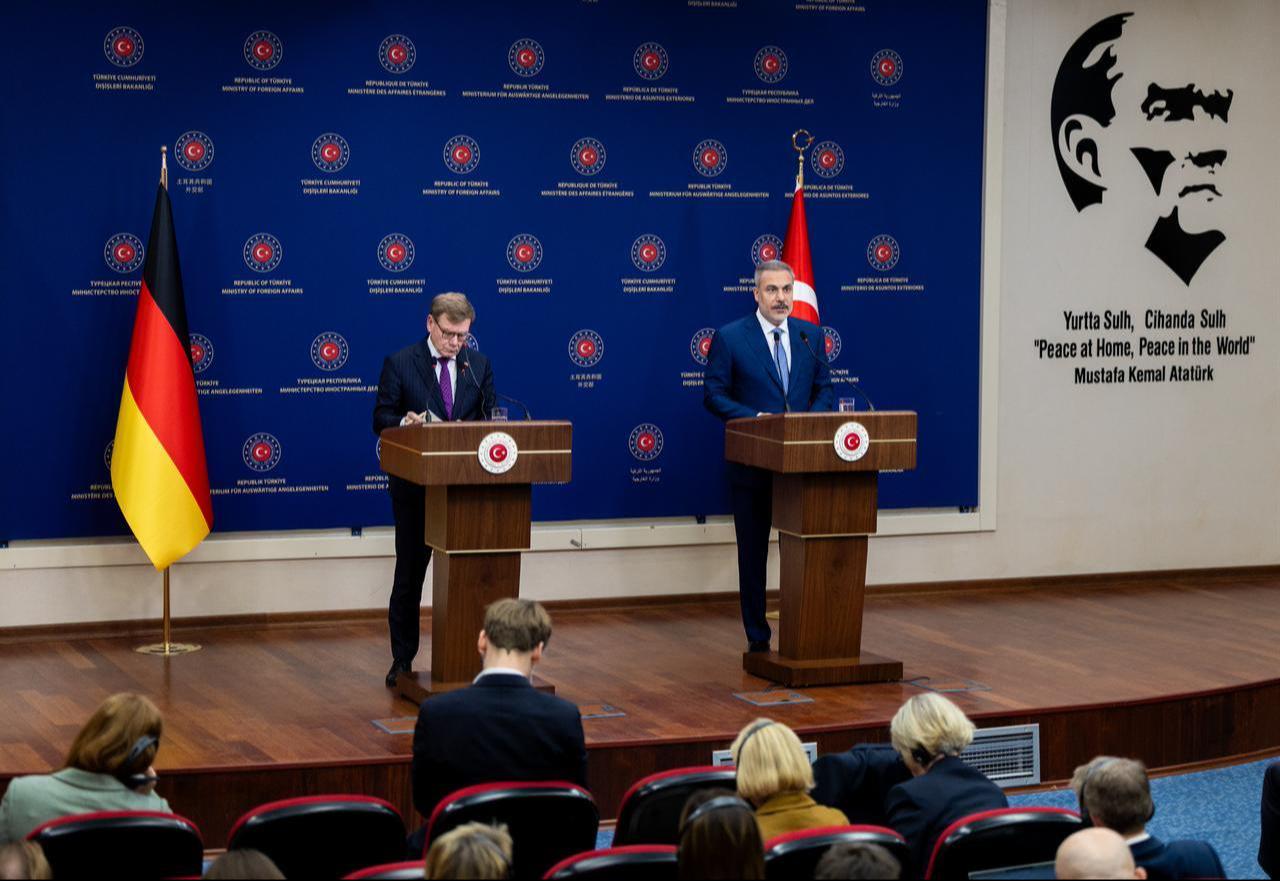 Foreign Minister Hakan Fidan (R), German Foreign Minister Johann Wadephul (L) hold a joint press conference at the Turkish Ministry of Foreign Affairs in Ankara, Türkiye, Oct. 17, 2025. (AA Photo)