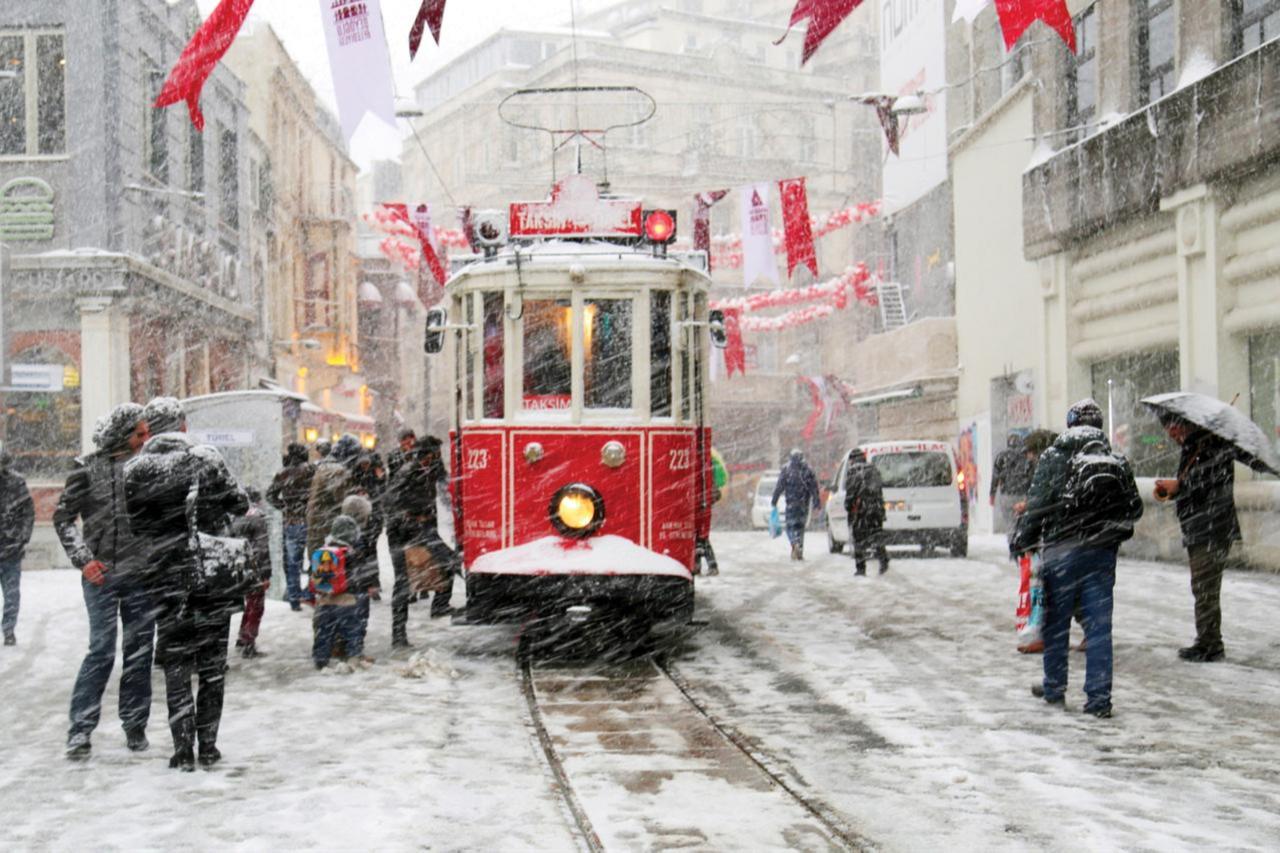 Türkiye prepares for snow as heavy snowfall expected this winter