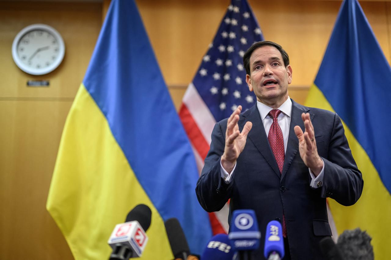 US Secretary of State Marco Rubio holds a press conference following a closed-door talks on a US plan to end the war in Ukraine at the US Mission in Geneva, November 23, 2025. (AFP Photo)