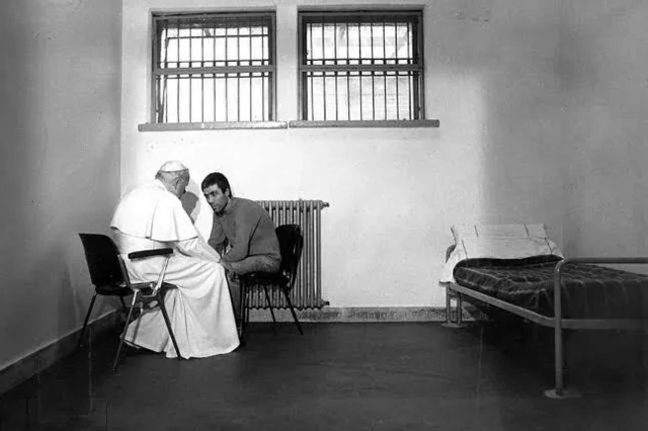 Attacker of Pope John Paul II removed from Iznik ahead of Pope Leo XIV’s visit