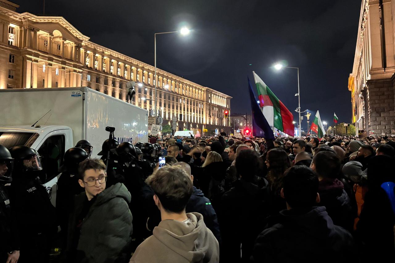 Bulgaria’s budget showdown: Political tensions reach new heights in parliament