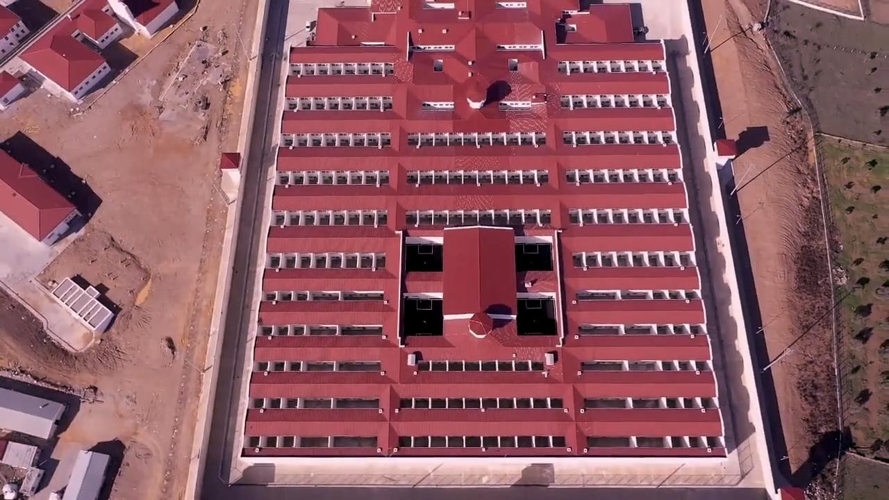 The image displays an aerial view of a high-security prison in Bodrum, Türkiye. (Photo via HRFT)
