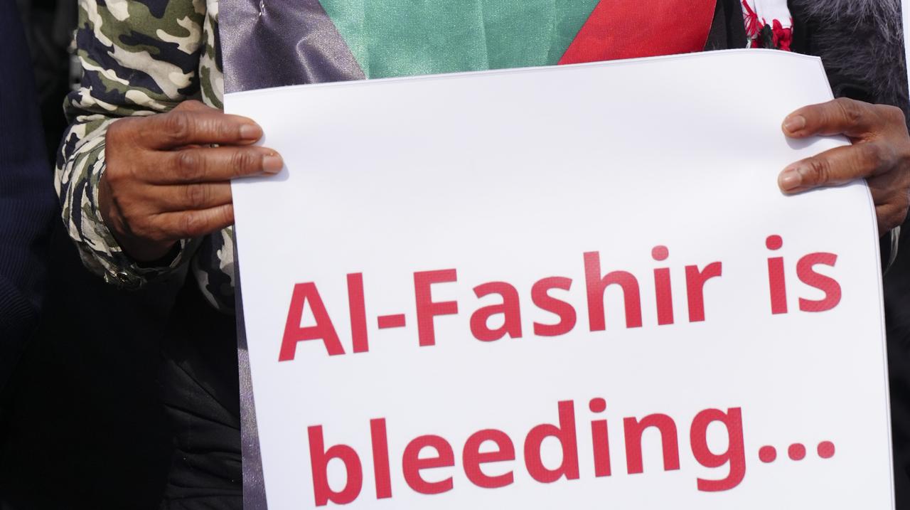 Sudanese citizens gathered in Istanbul’s Beyazit Square to hold a solidarity demonstration over the humanitarian crisis caused by the civil war , November 2, 2025. (AA Photo )