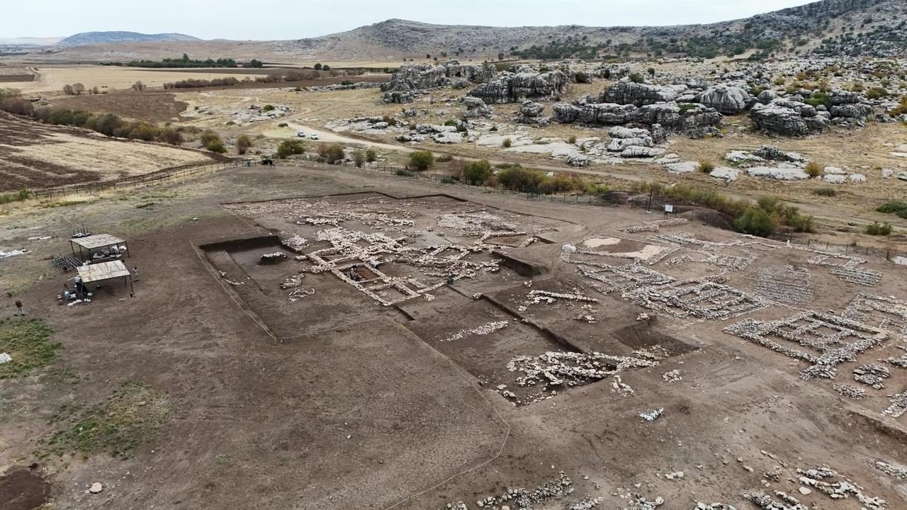 An aerial view of the Cayonu Hill excavation site in Diyarbakir’s Ergani district, revealing the layout of Neolithic and Early Bronze Age structures that shed light on early settled life in Anatolia. (IHA Photo)