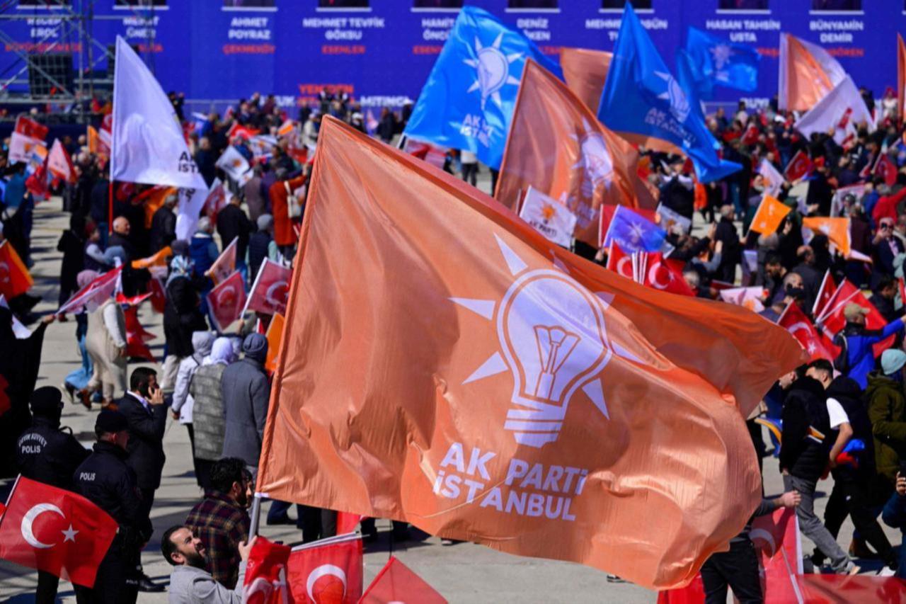 Main opposition CHP maintains slim lead over ruling AK Party in Türkiye, survey shows