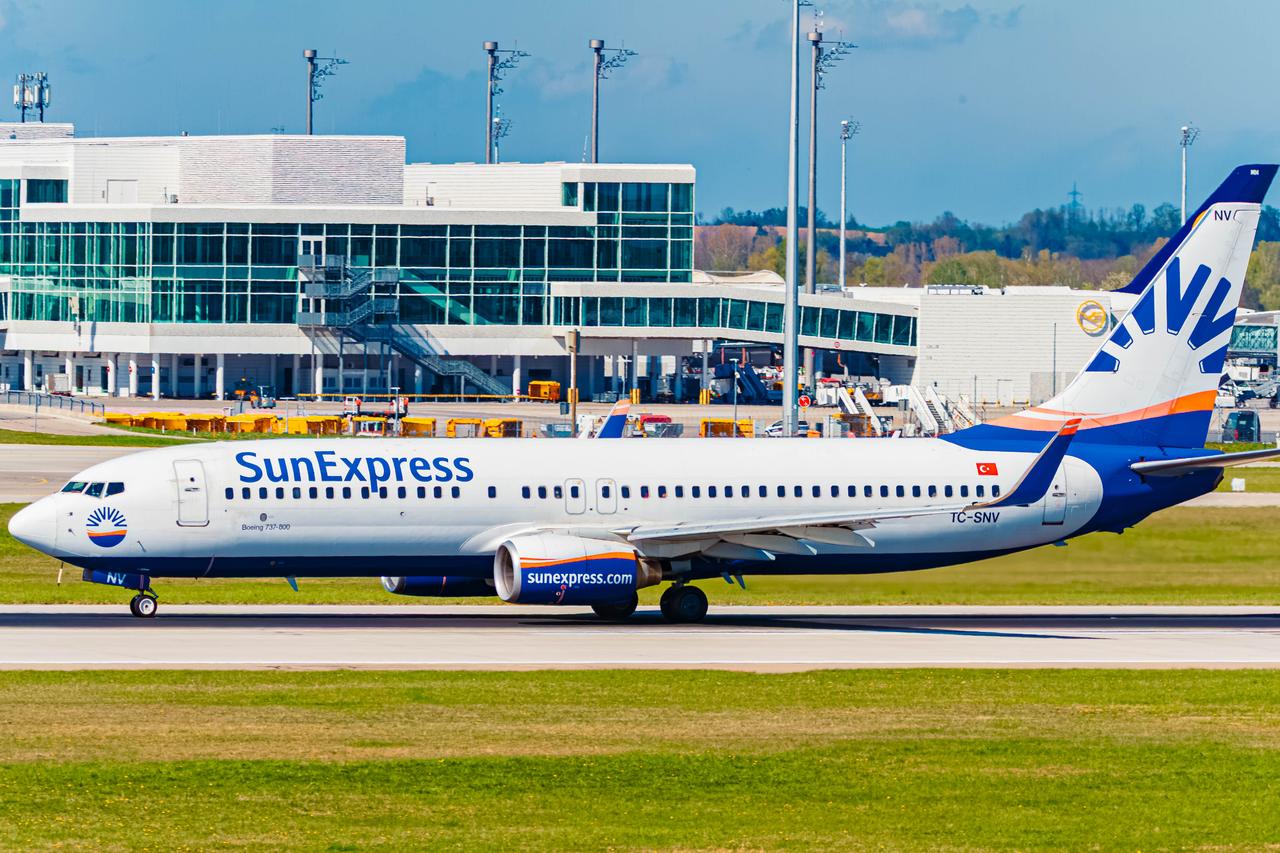 Turkish Airlines reportedly seeks full control of SunExpress, edging out Lufthansa