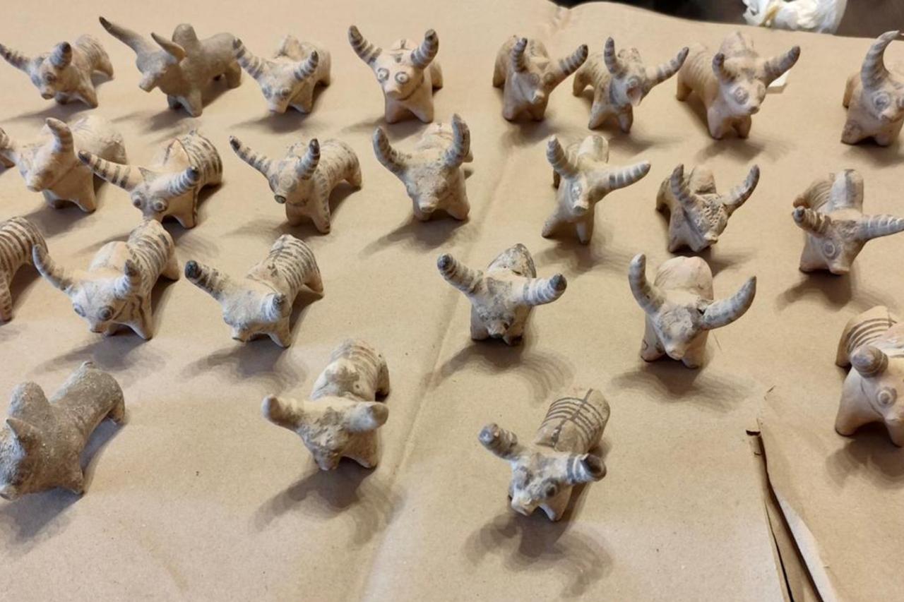 Ancient artifacts recovered in Italy returned to Pakistan