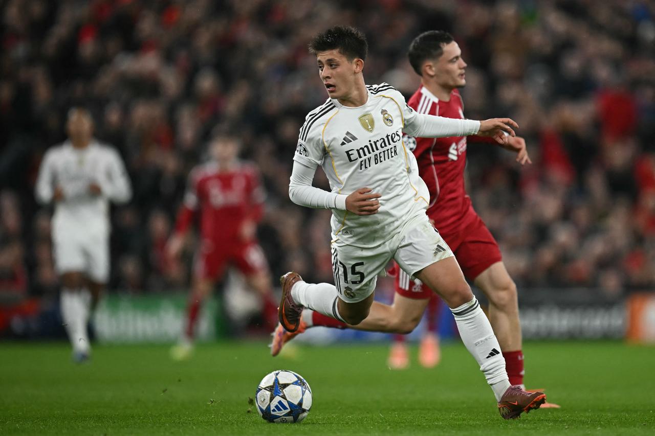 Turkish stars Arda Guler, Kenan Yildiz miss out on victory in UCL Week 4 encounters