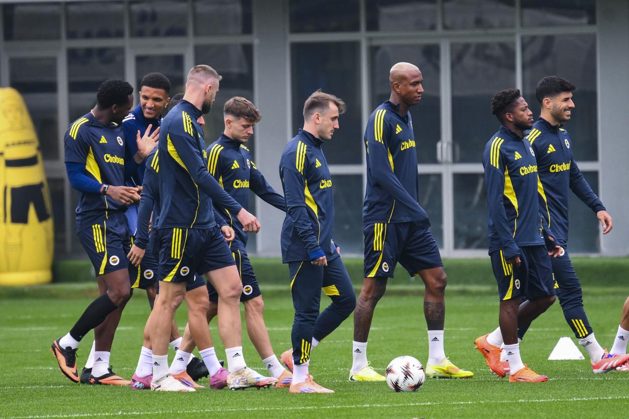 Fenerbahce aims for crucial away victory against Viktoria Plzen in UEFA Europa League