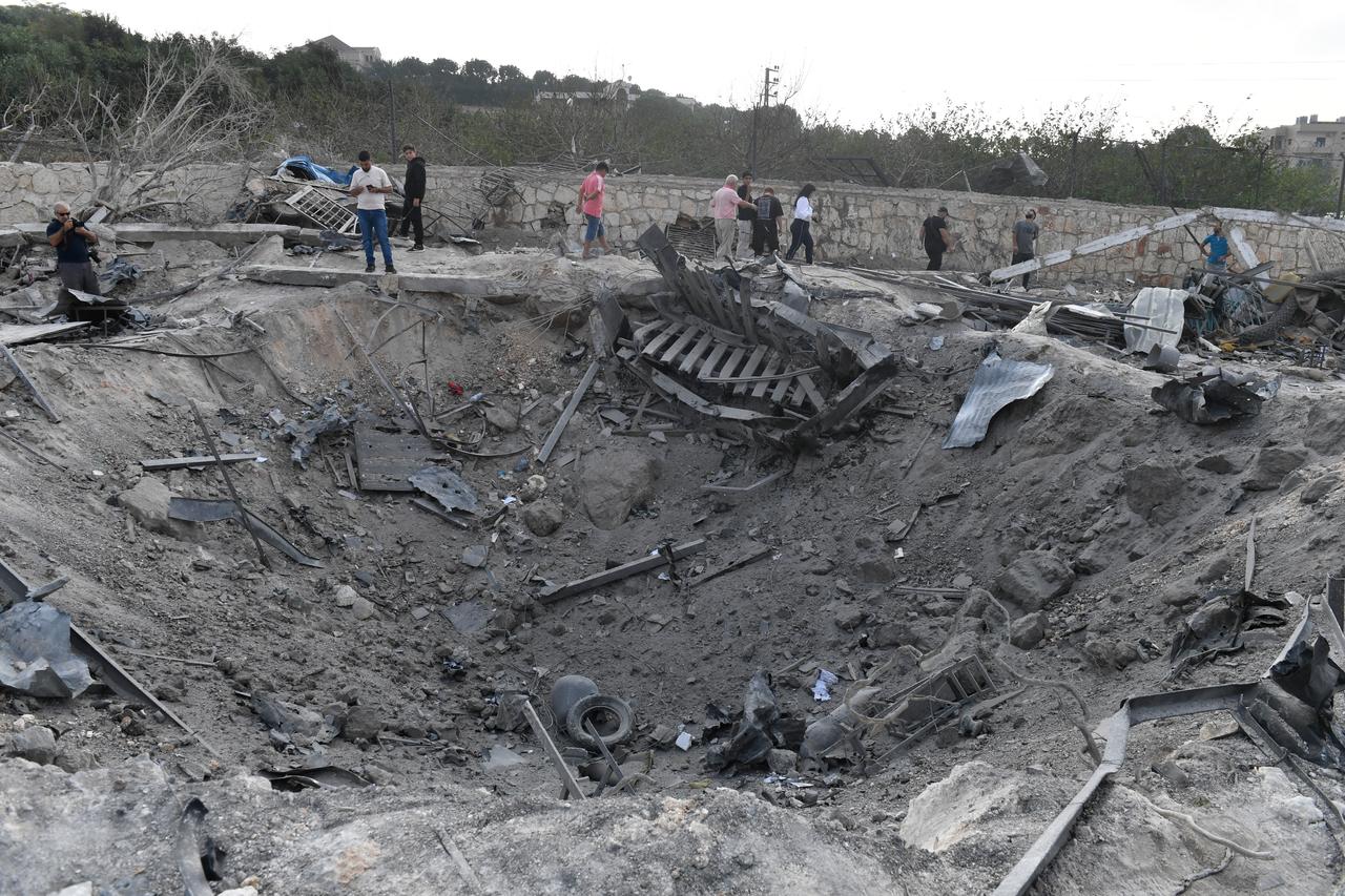 Israel launches airstrikes on southern Lebanon despite ceasefire