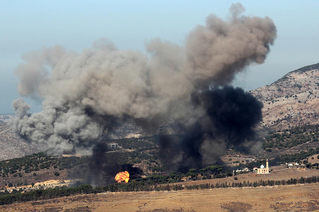 Israel warns of new strikes on Hezbollah as ceasefire violations escalate in southern Lebanon