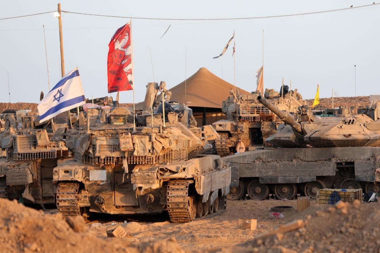 Israeli forces initiate major reserve pullback on all fronts, local media reports