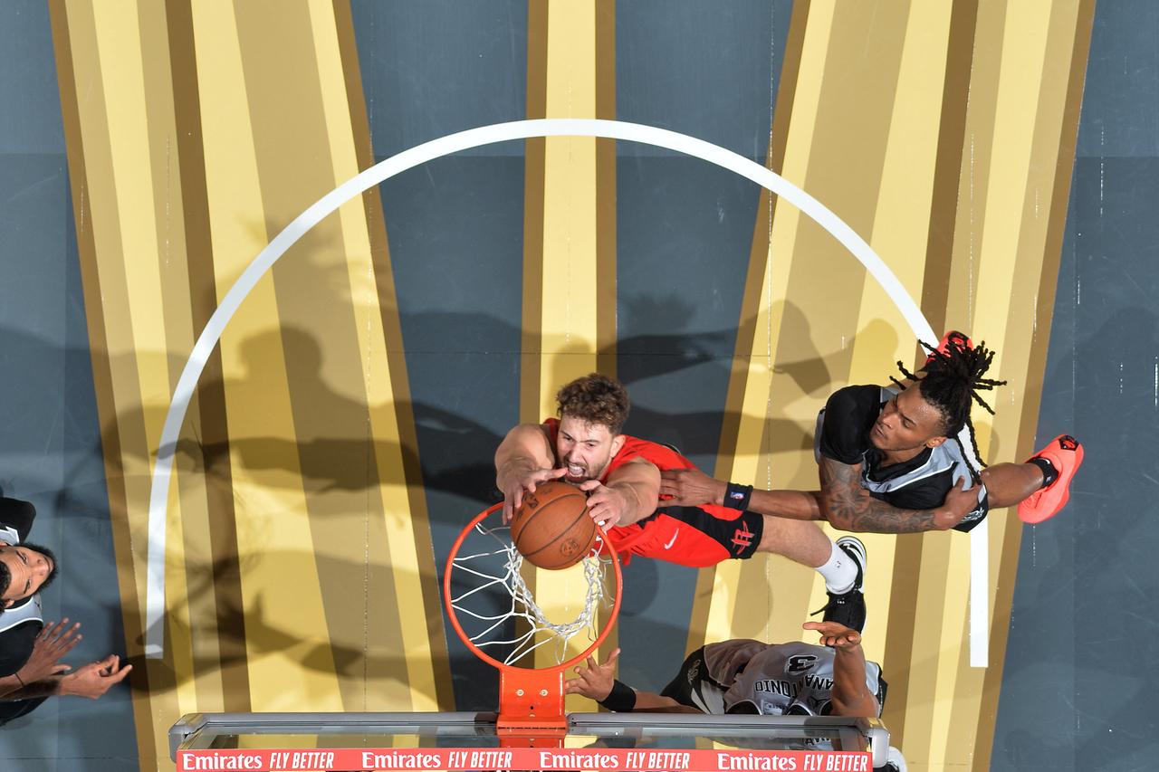 Alperen Sengun drops 25 as Rockets’ streak snapped by Spurs in NBA Cup showdown