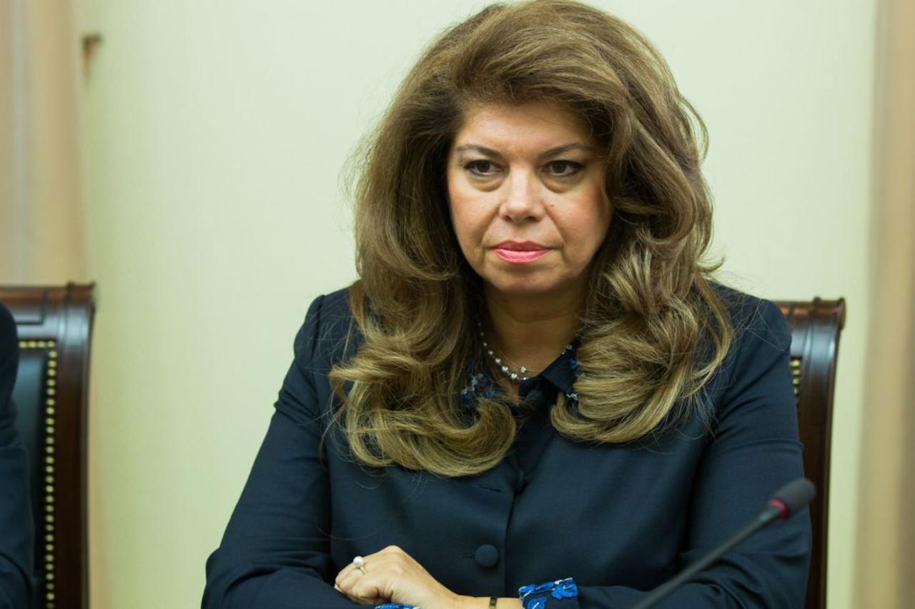 Bulgarian VP warns of crisis as state takes control of Russian-owned refinery