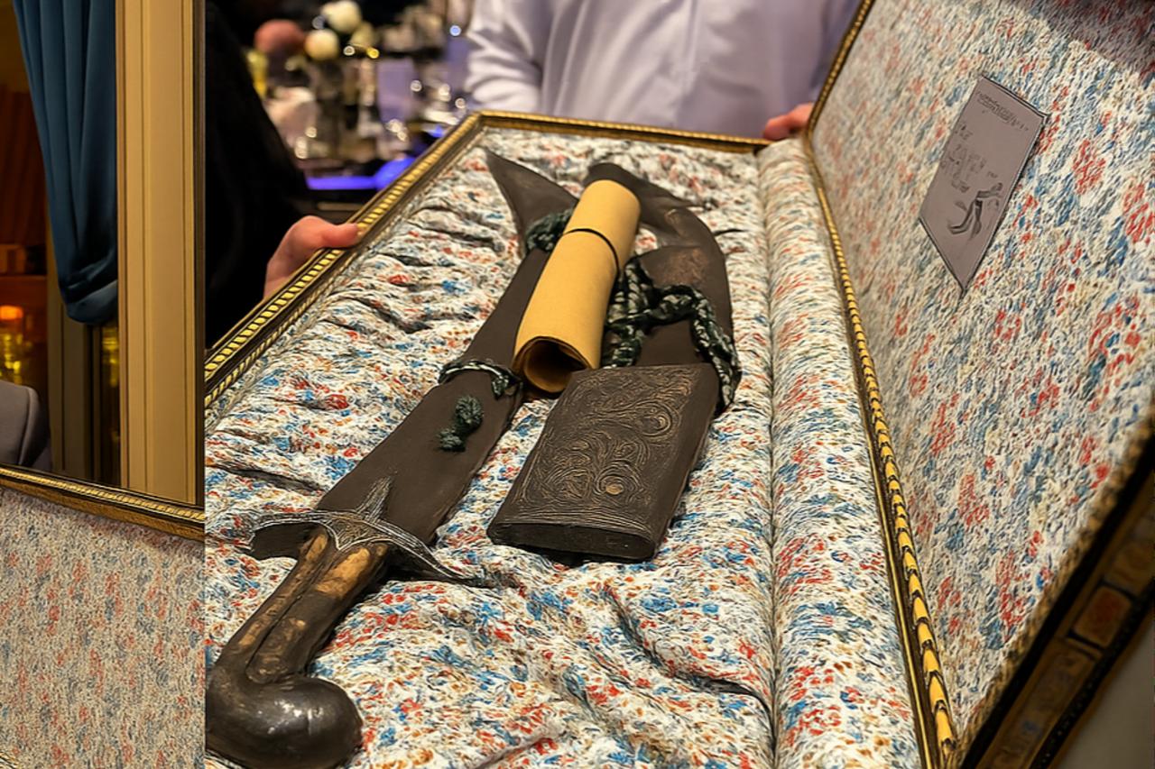 Last Damascus sword craftsman honors Saudi entertainment chief with handmade blade