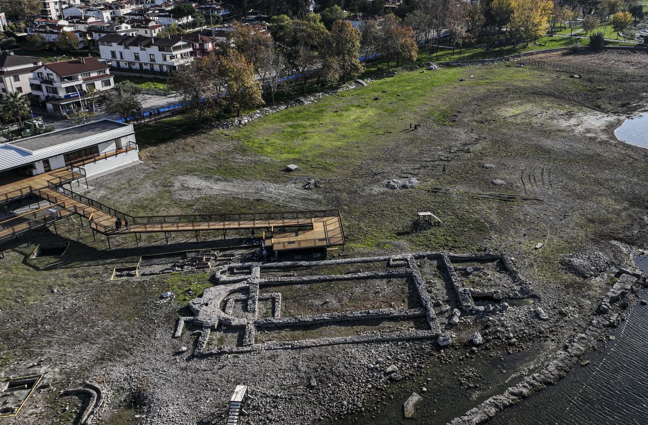 An aerial view of ruins of the Basilica of Saint Neophytos, also known as the "submerged basilica ruins", where Pope Leo XIV visited on November 28 in the Iznik district of Bursa, Türkiye, Nov. 27, 2025. (AA Photo)