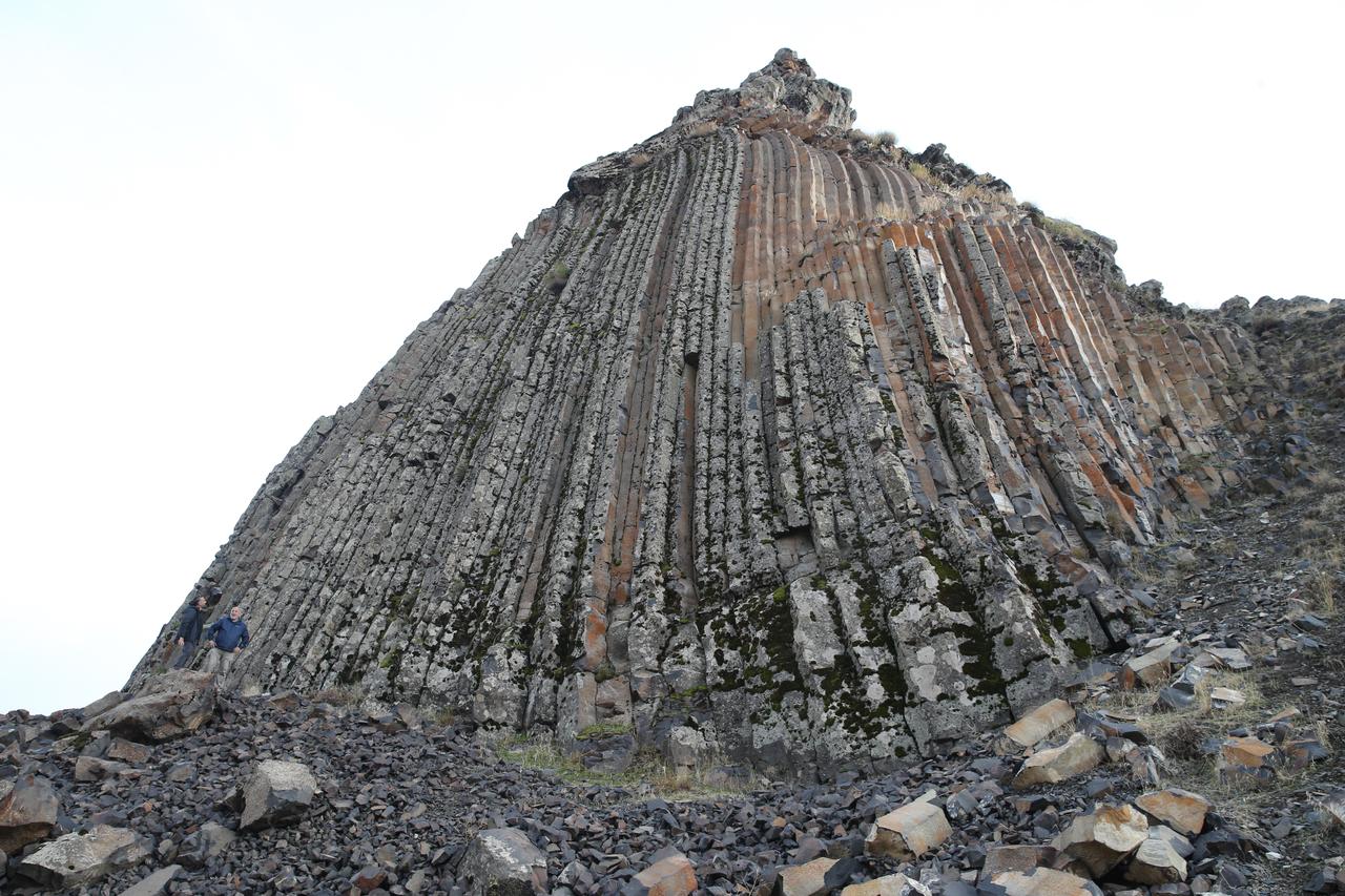 Mysterious basalt columns in Türkiye's Mus await international discovery