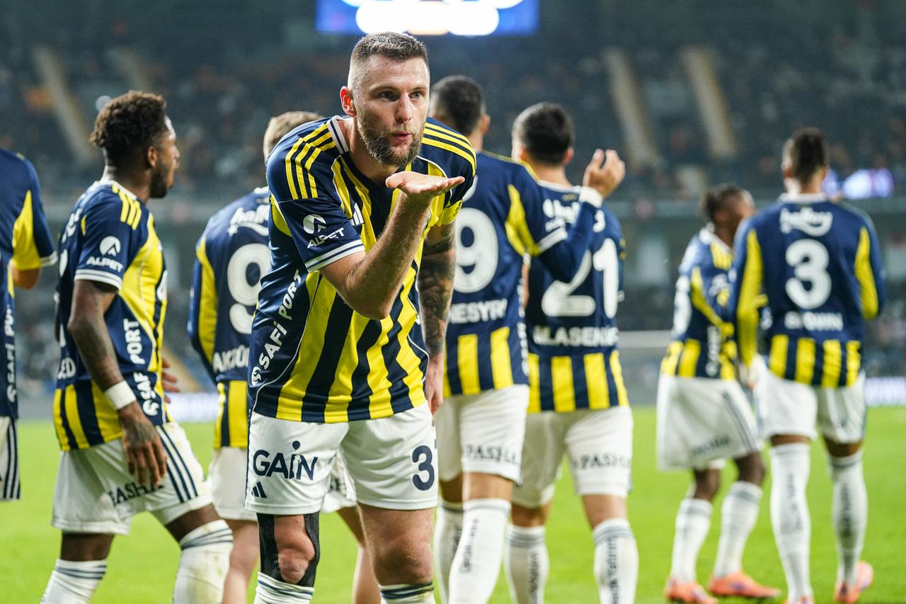 Fenerbahce marks 100th Europa League match with Brann in must-win clash