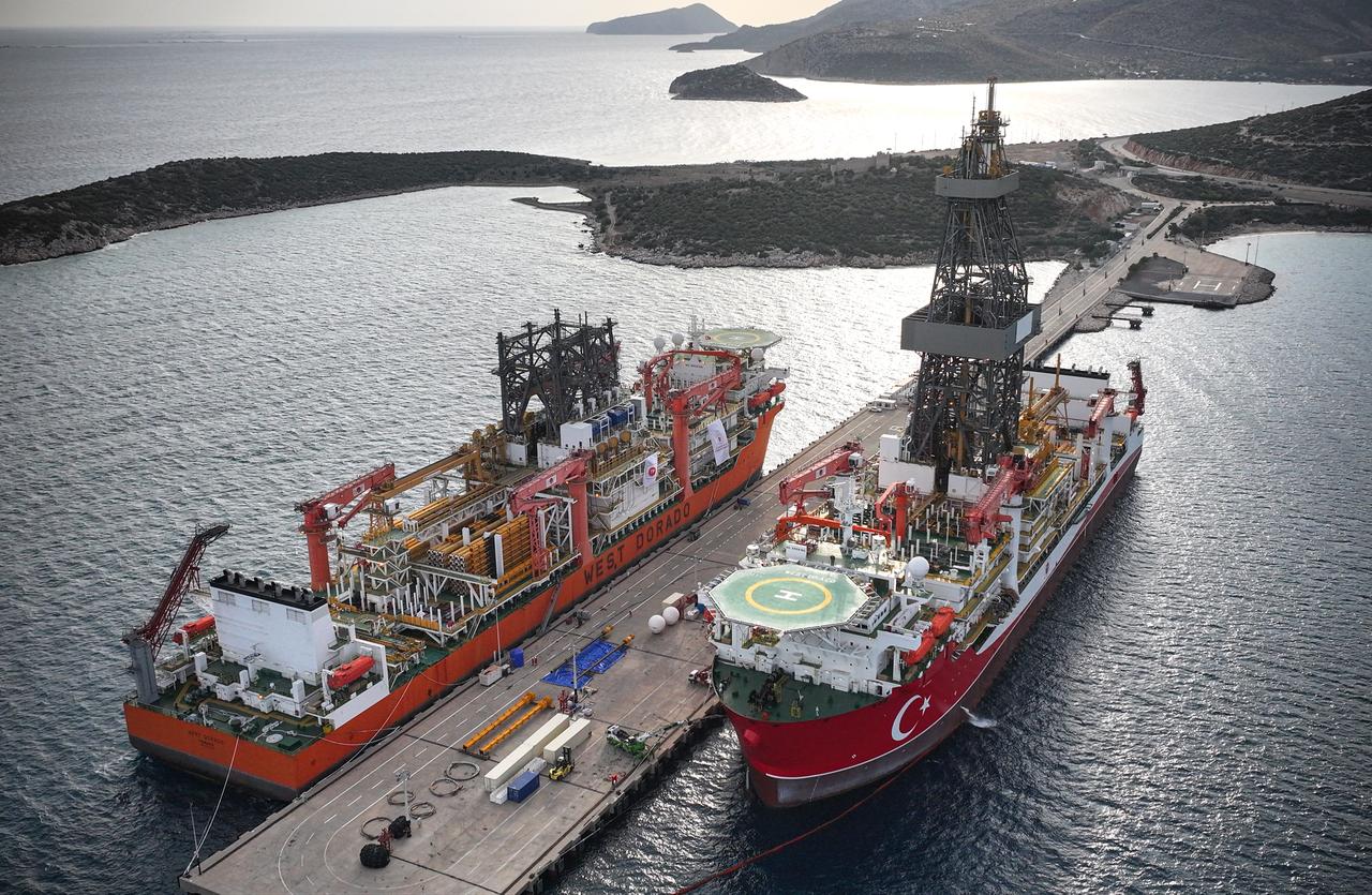 An aerial view of Türkiye’s newly added 5th and 6th ultra-deepwater drillships at the Tasucu Agalar Pier in Mersin, Türkiye, December 4, 2025. (AA Photo)