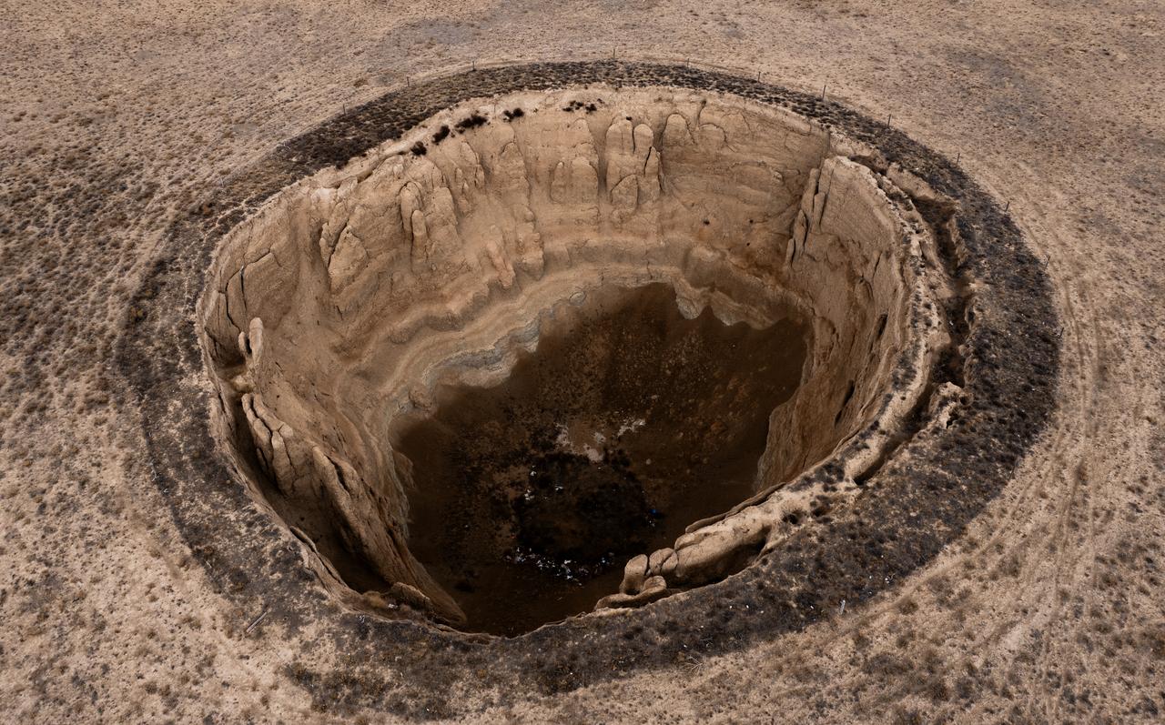 An aerial view of a sinkhole in Konya, Türkiye, Dec. 5, 2025. (AA Photo)