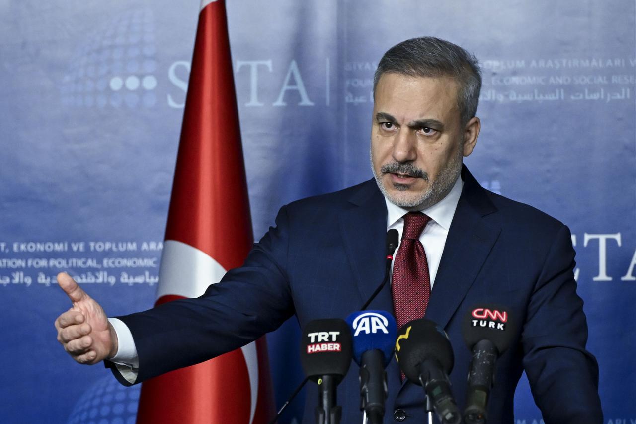 Türkiye won’t allow Syria to become chaos zone again: FM Fidan