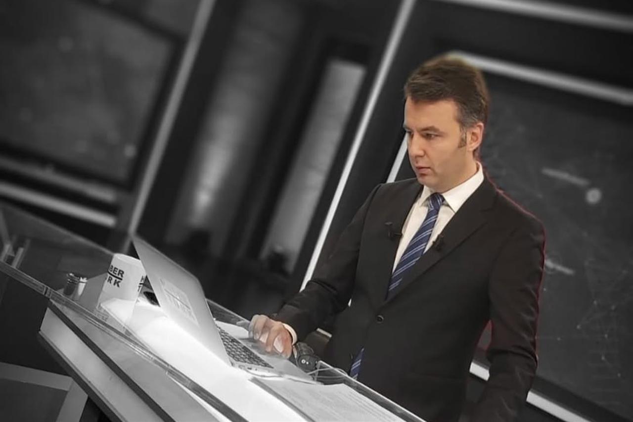 Mehmet Akif Ersoy works in the Haberturk TV studio during a past news broadcast, Istanbul, Türkiye, February 3, 2020. (Photo via Instagram / @maersoy)