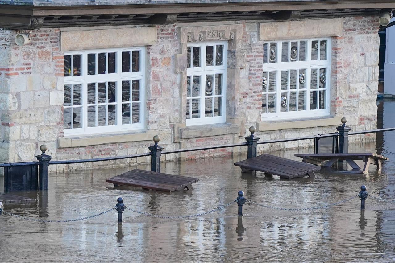 Storm Bram hits England's York: Ouse River overlfows, streets and homes submerged