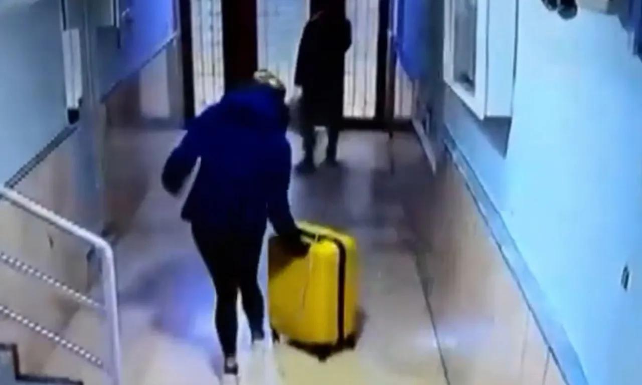Security footage shows Gullu’s daughter and her friend leaving an apartment with suitcases before their detention, Istanbul, Türkiye, accessed on December 12, 2025. (Photo via Türkiye Daily)