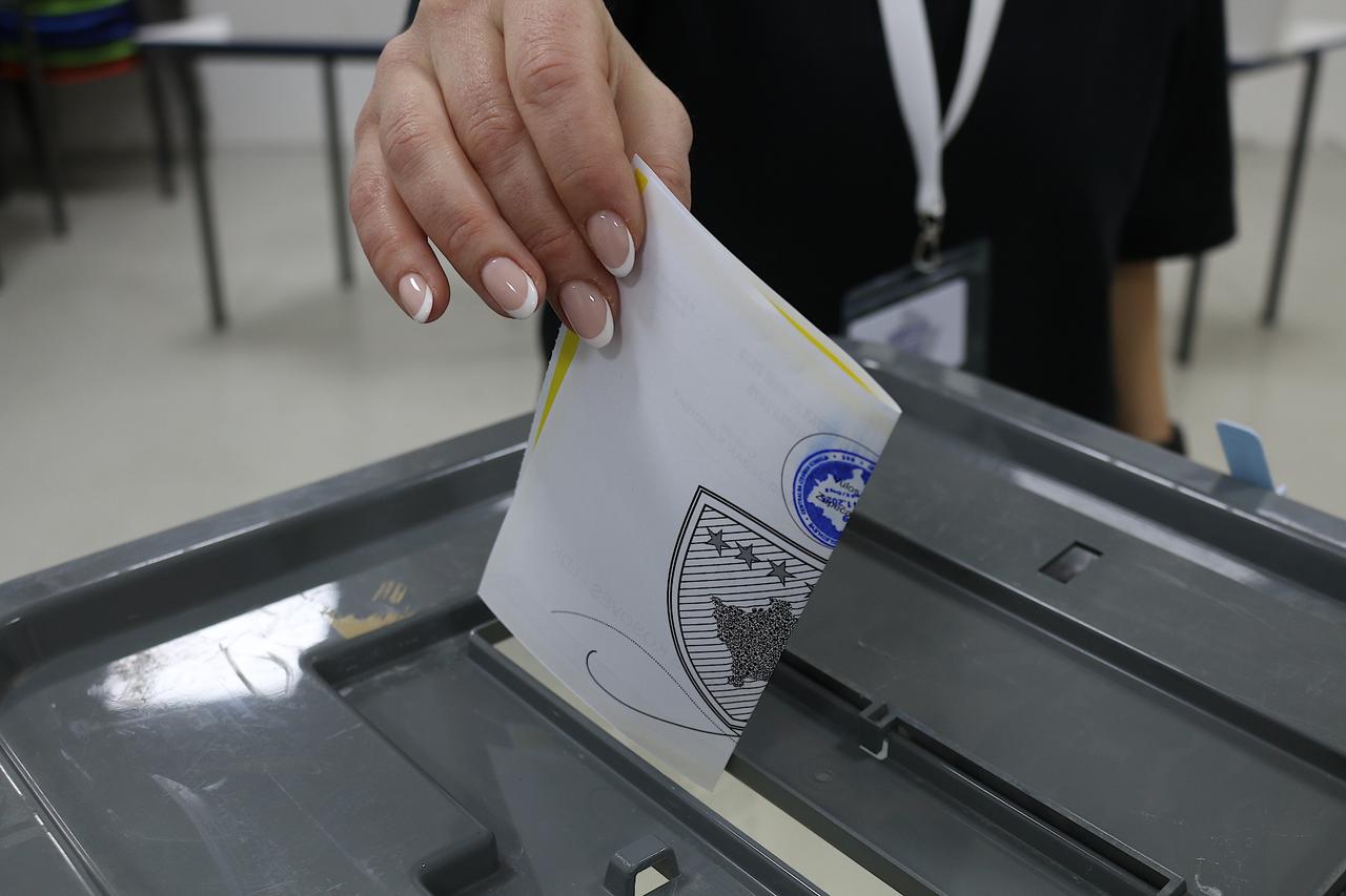 Kosovo approves Turkish-language ballots in Prizren and Mamusha