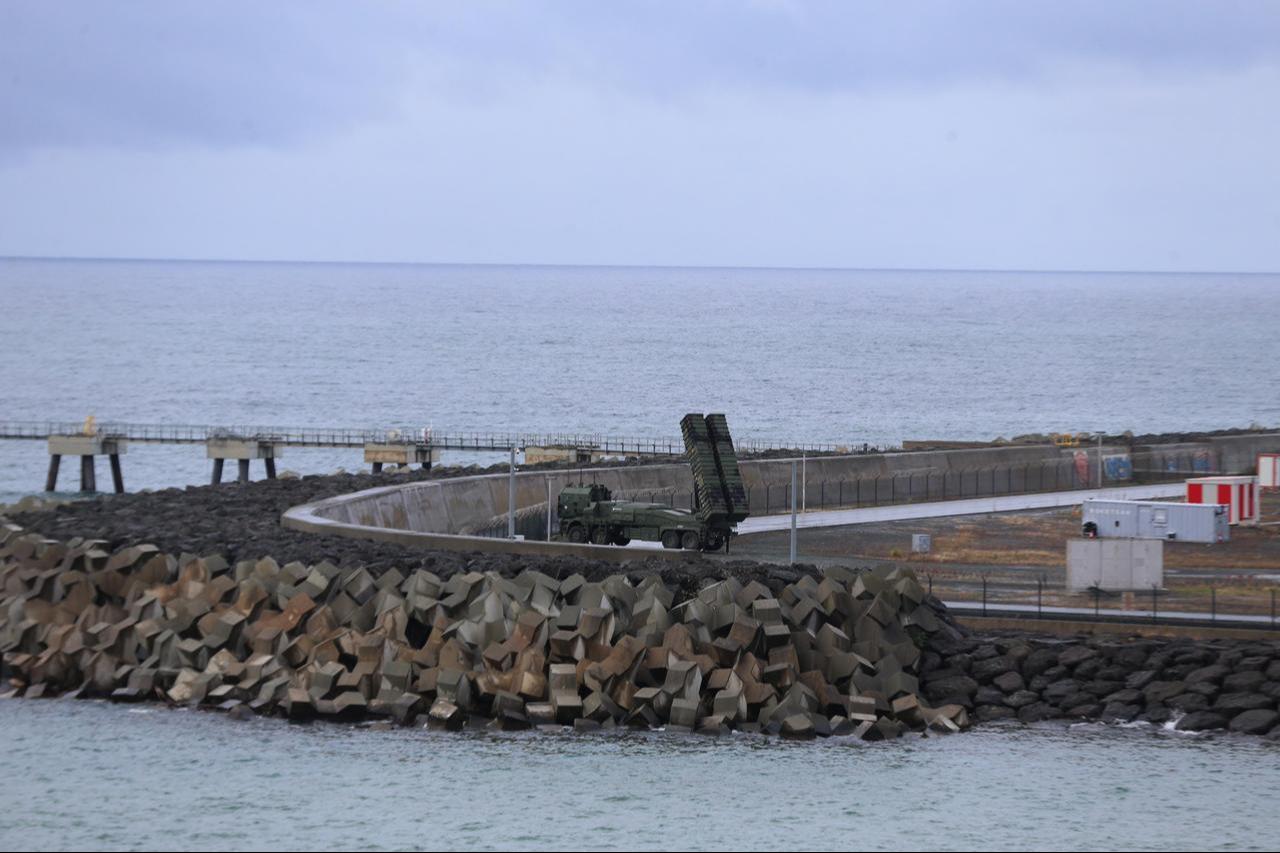 Turkish soldiers prepare for the new test launch of Türkiye's longest-range ballistic missile, Tayfun, in Rize, Türkiye, Dec. 11, 2025. (AA Photo)