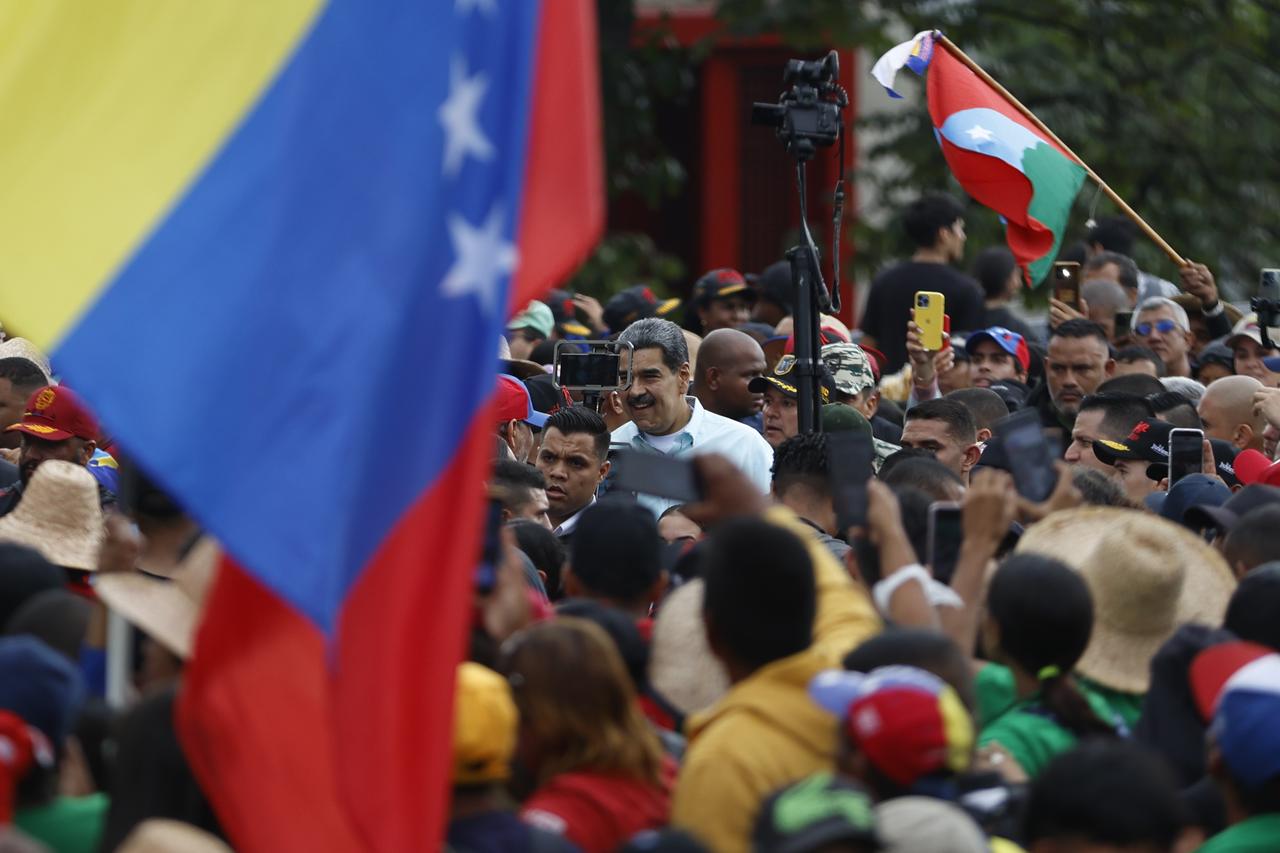 Members of the militias march during a commemoration marking the anniversary of the 19th-century Battle of Santa Ines in Caracas, Venezuela on Dec. 10, 2025. (AA Photo)