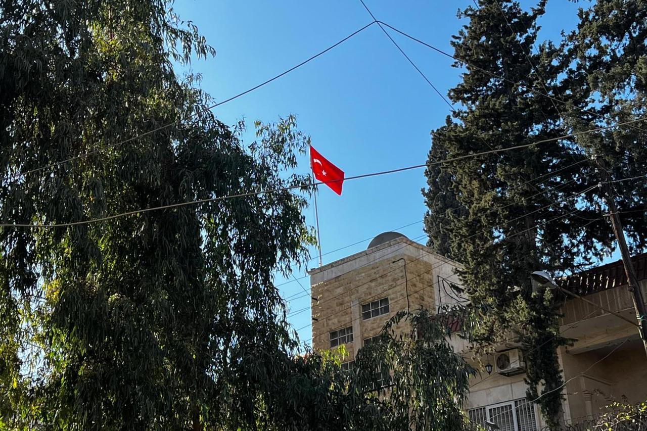 Turkish Consulate in Aleppo dismisses reports of Türkiye visa processing via agencies