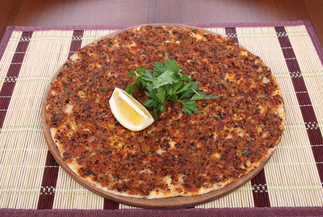 Traditional (Urfa Style) lahmacun. (Adobe Stock Photo)