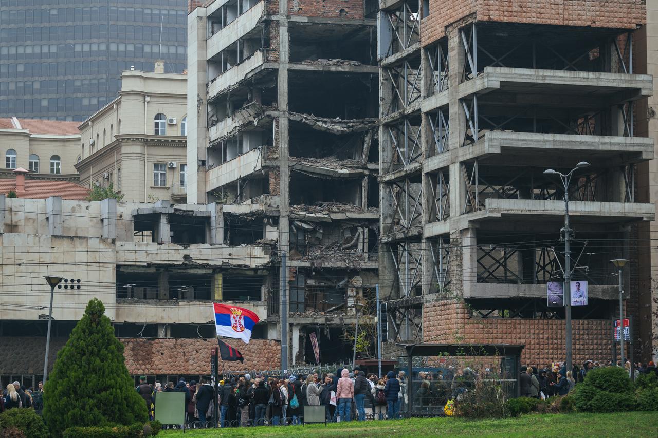 Serbian students and residents gather for a protest against a plan by Jared Kushner, the son-in-law of U.S. president, to demolish the former Yugoslav army headquarters and build a luxury hotel on the site in Belgrade, Serbia on Nov. 11, 2025. (AFP File Photo)