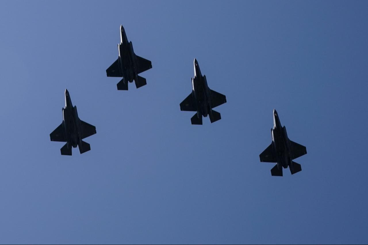 F-35 fighter aircrafts fly over the White House during Polish President Karol Nawrockis visit in Washington, DC on Sept. 3, 2025. (AFP Photo)