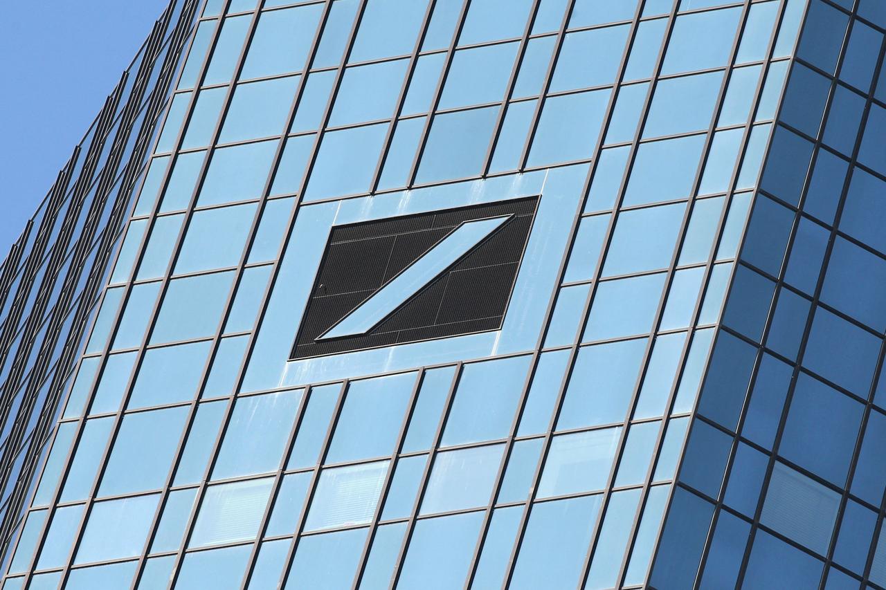 Deutsche Bank forecasts 25% minimum wage increase for 2026 Türkiye