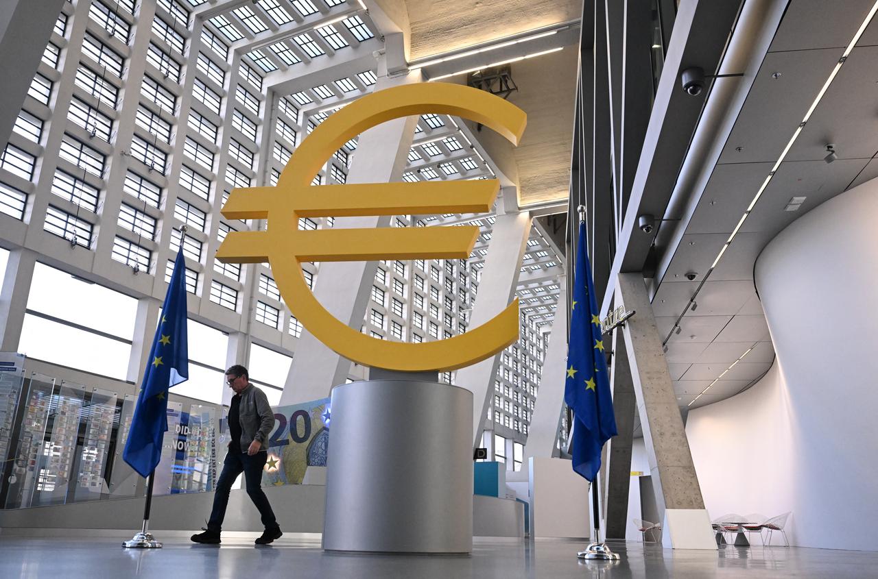 A man walks past the logo of the European Central Bank (ECB) at the central bank's headquarters in Frankfurt am Main, western Germany, on December 18, 2025. (AFP Photo)