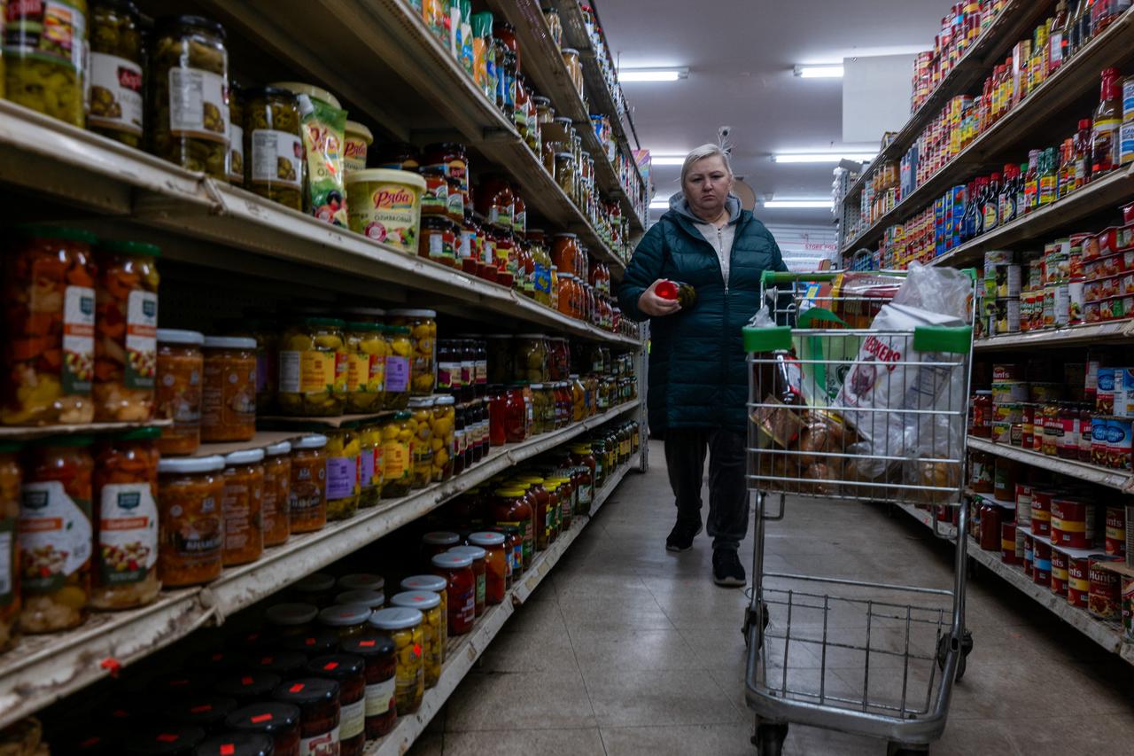 US inflation slows unexpectedly in November, Trump’s Fed candidate Hassett backs further cuts