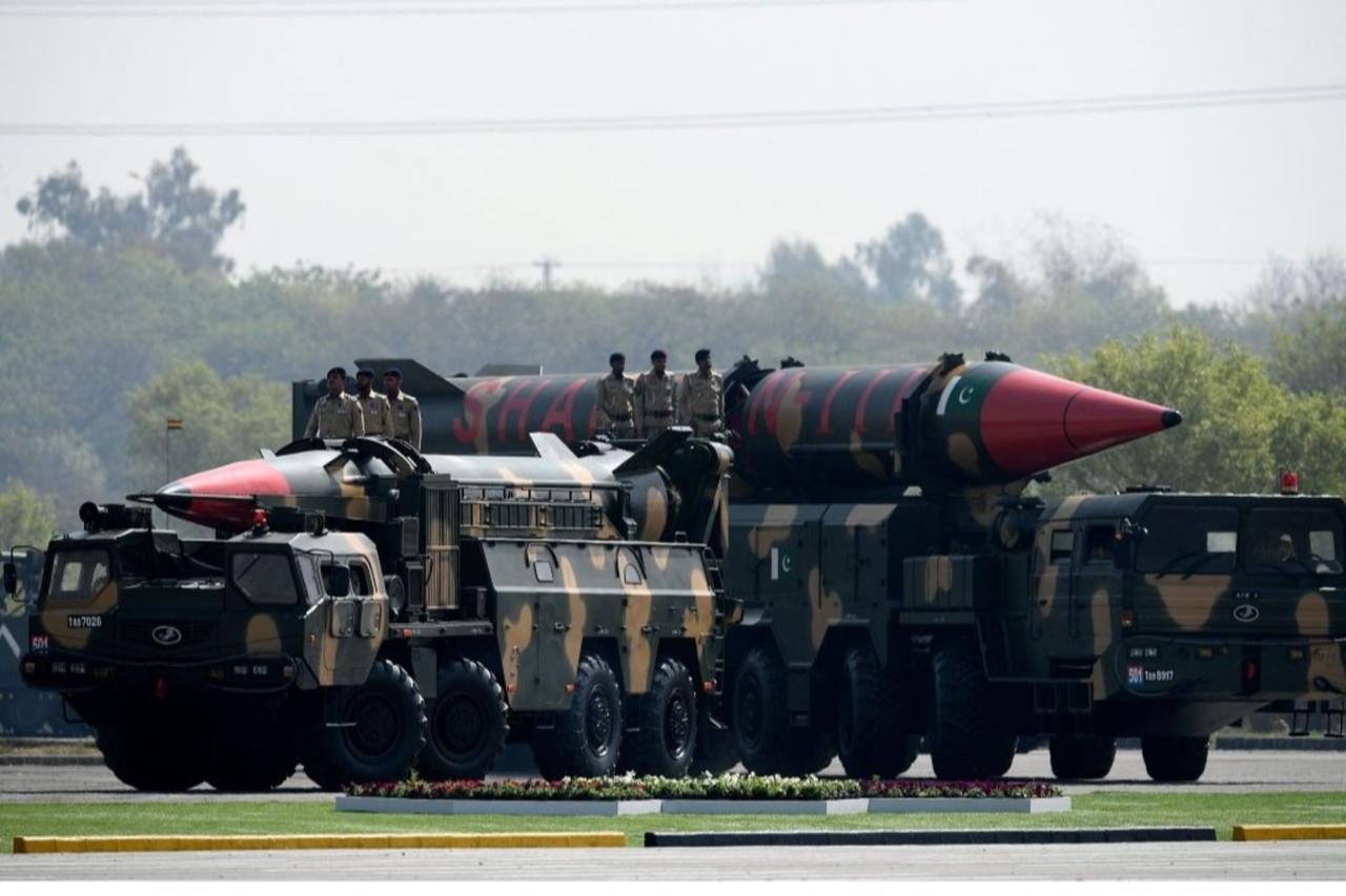 Japanese official says country should possess nuclear weapons: Report