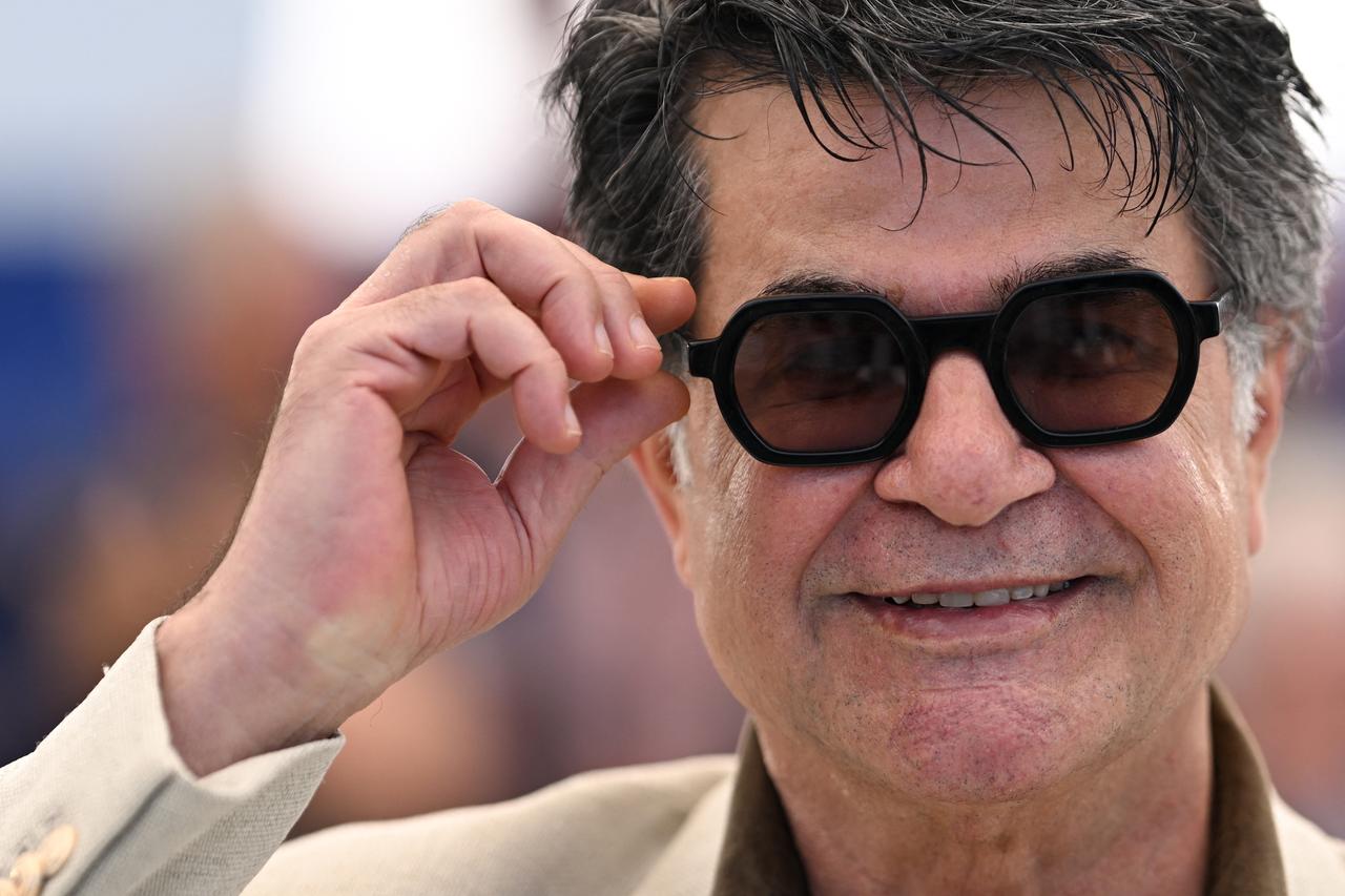 Iran sentences Jafar Panahi to 1 year in prison in absentia, imposes travel ban
