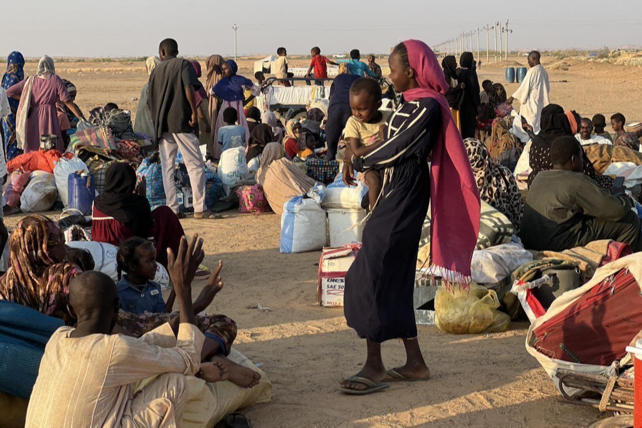 People displaced from El Fasher and other conflict-affected areas are settled in the newly established El-Afadh camp in Al Dabbah, in Sudan’s Northern State, on Nov. 09, 2025. (AA Photo)
