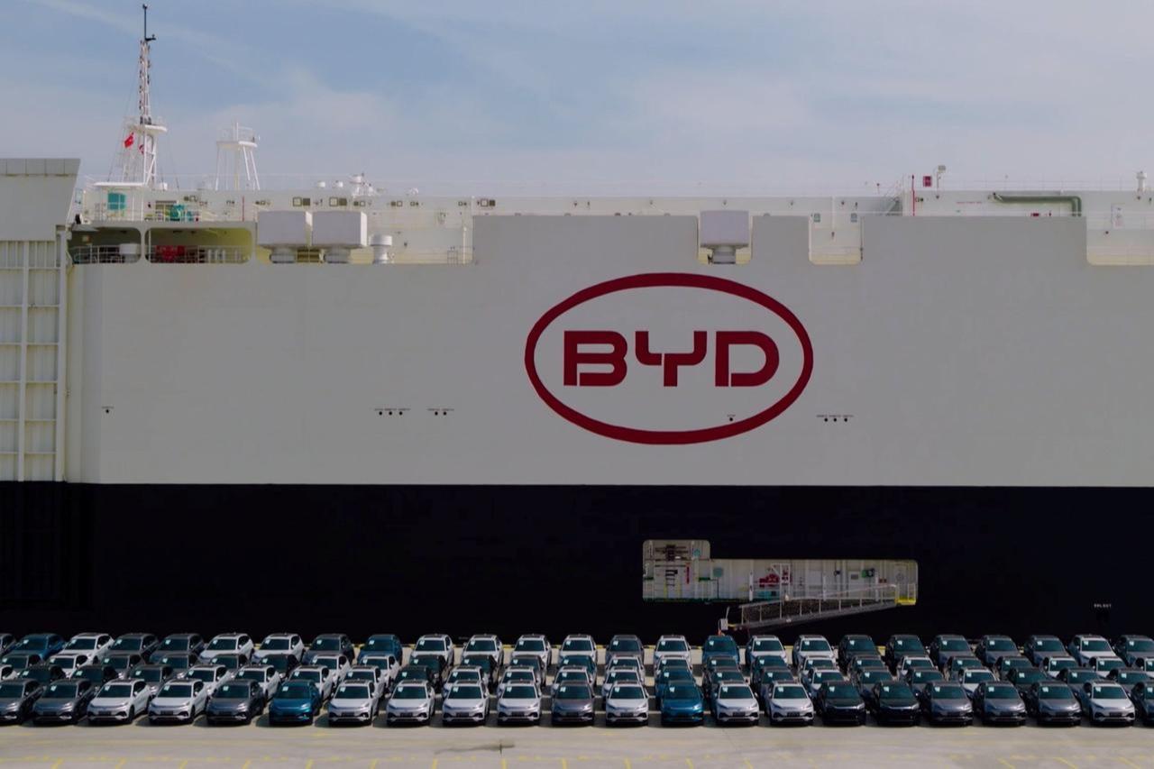 Chinese automaker BYDs vehicle transport ship BYD Changzhou docked at Safiport, in Kocaeli, Türkiye, April 5, 2025. (AA Photo)