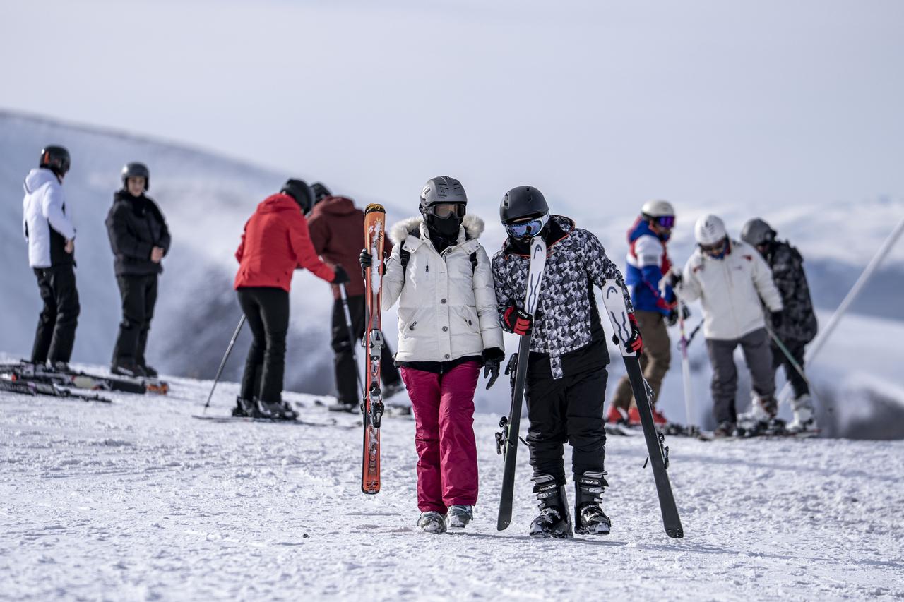Erzurum’s Palandoken Ski Center opens season, welcoming skiers with 55 slopes
