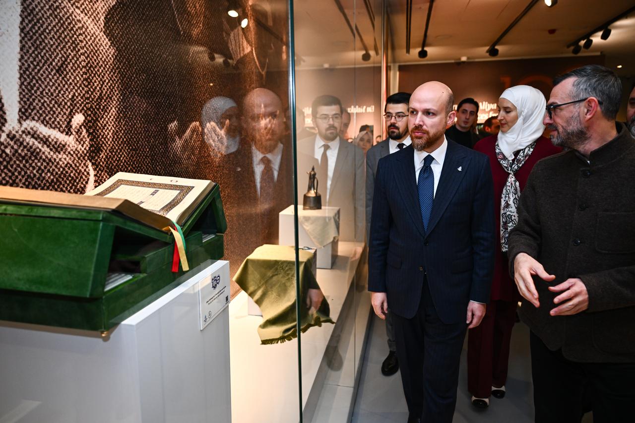 Chairman of the Board of Trustees of the Ilim Yayma Foundation, Bilal Erdogan (right), toured the exhibition. Istanbul, Türkiye, December 19, 2025. (AA Photo)