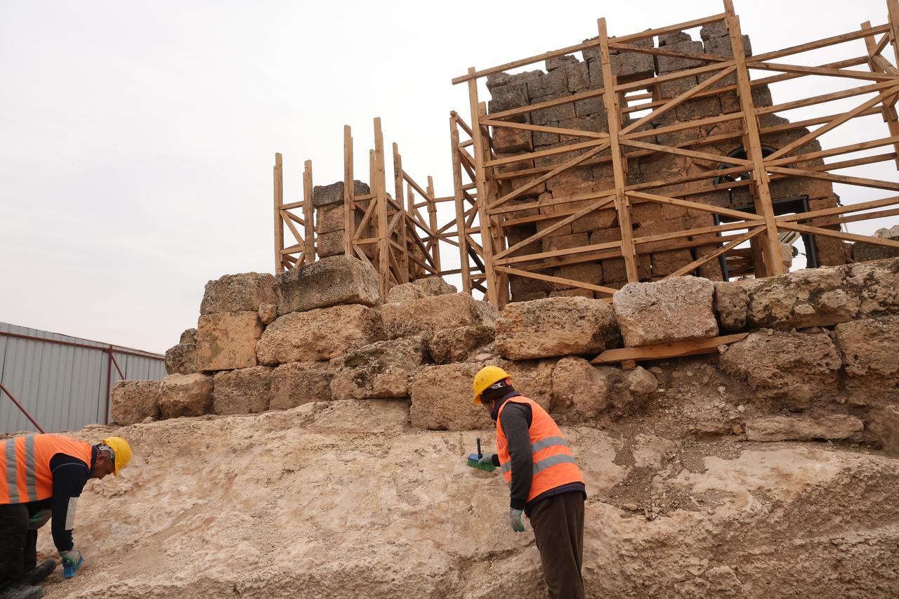 Underground church, Mithraeum set for restoration at Türkiye's Zerzevan Castle