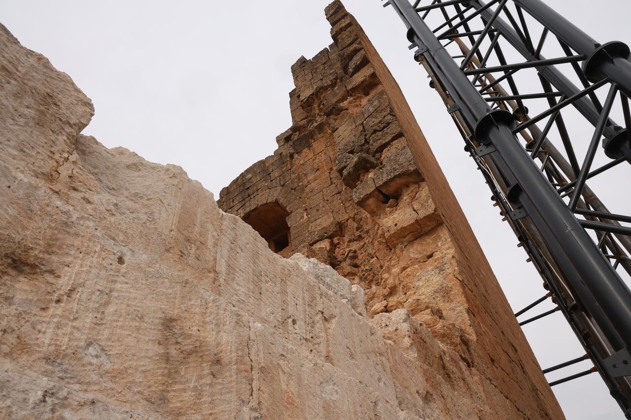 A view of the Zerzevan Castle in Diyarbakir, Türkiye, Dec. 20, 2025. (IHA Photo)