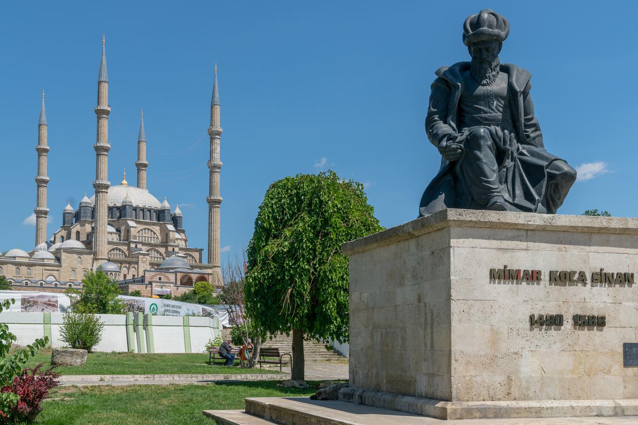 Experts call for restorations of historic mosques in Türkiye to follow Mimar Sinan’s principles