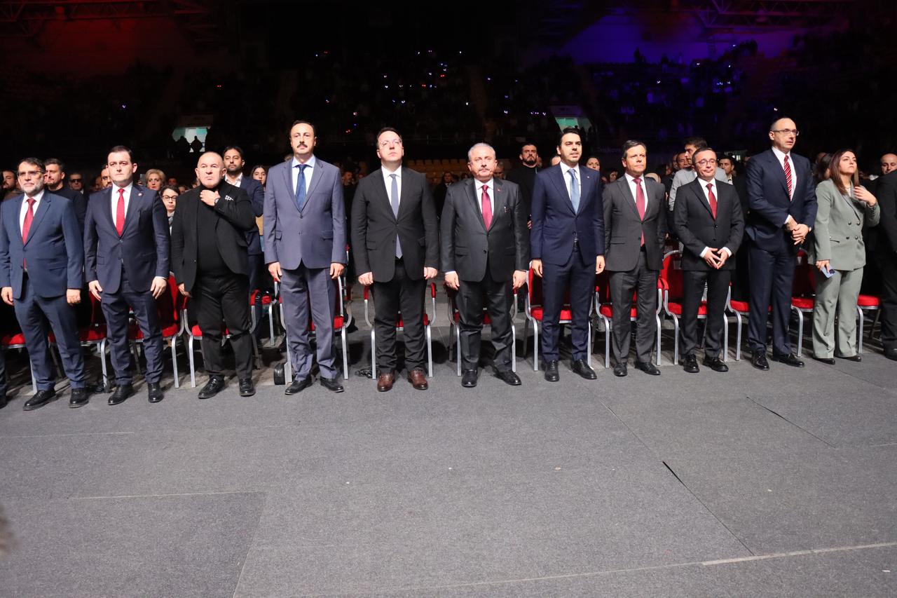 Organized by the Turkish Cooperation and Coordination Agency (TIKA) and the Union of Turkish NGOs in Macedonia (MATUSITEB) at the Boris Trajkovski Sports Hall in Skopje, including North Macedonia’s Deputy Prime Minister and Minister of Transport Aleksandar Nikoloski, former Turkish Parliament Speaker Mustafa Sentop, Türkiye’s Ambassador to Skopje Fatih Ulusoy, and TİKA President Abdullah Eren. Skopje, North Macedonia, December 21, 2025. (AA Photo)