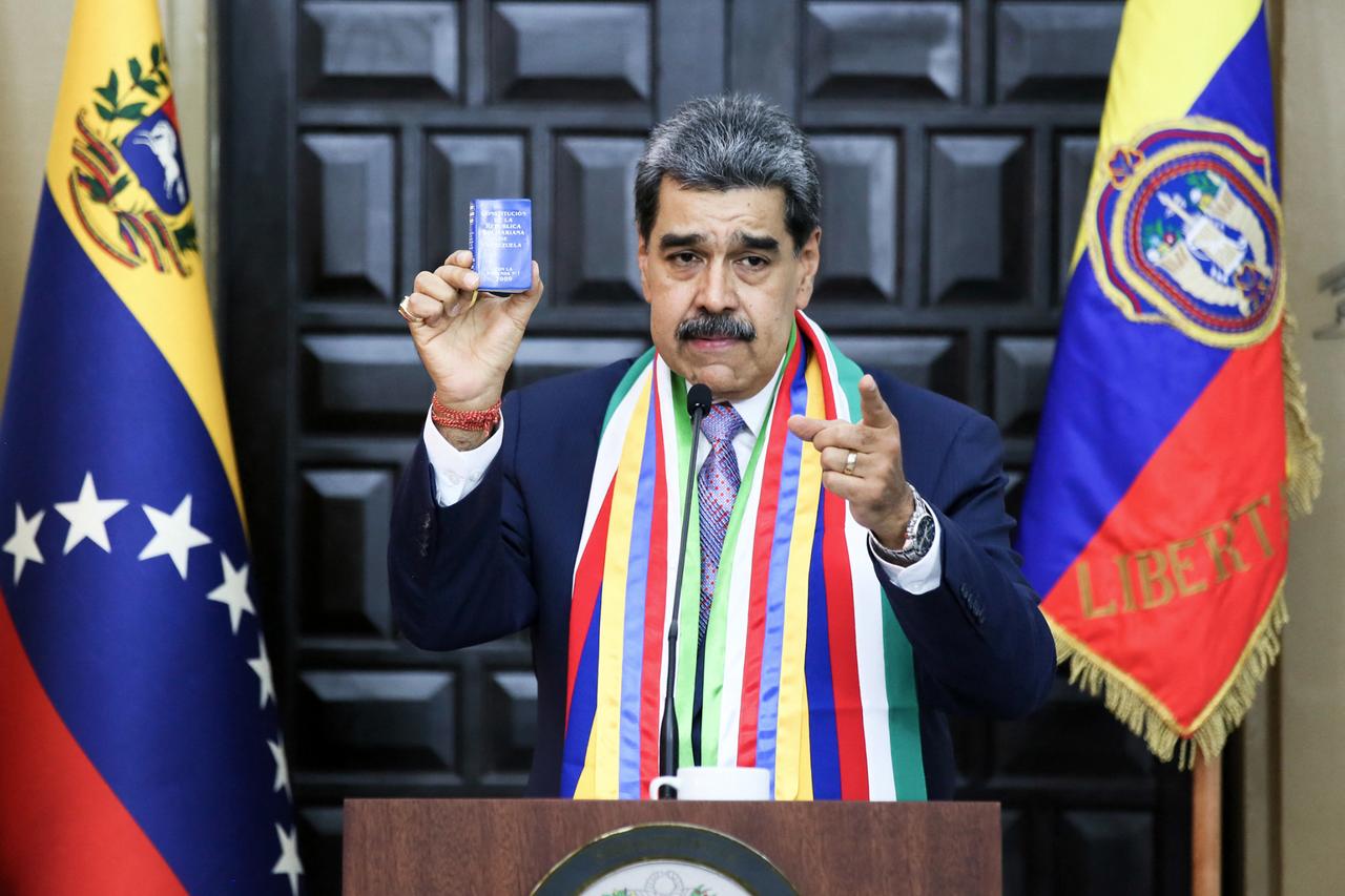 Maduro slams US oil pressure, says Trump should ‘mind his own country’ Image