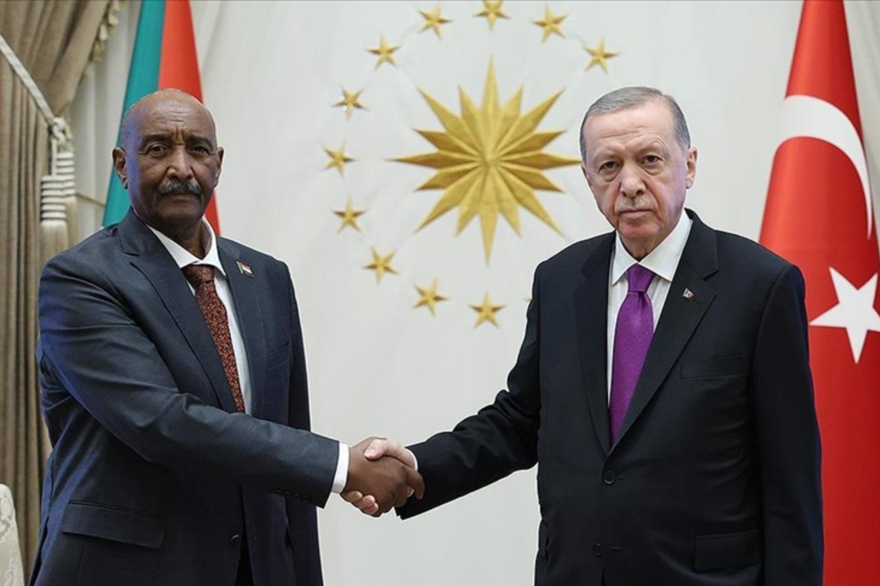 Sudan ruling council chief Abdel Fattah al-Burhan to visit Türkiye on Dec. 25